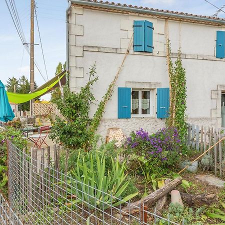 Appartement Accueillant A Mortagne Sur Gironde 45 M² Terrasse エクステリア 写真