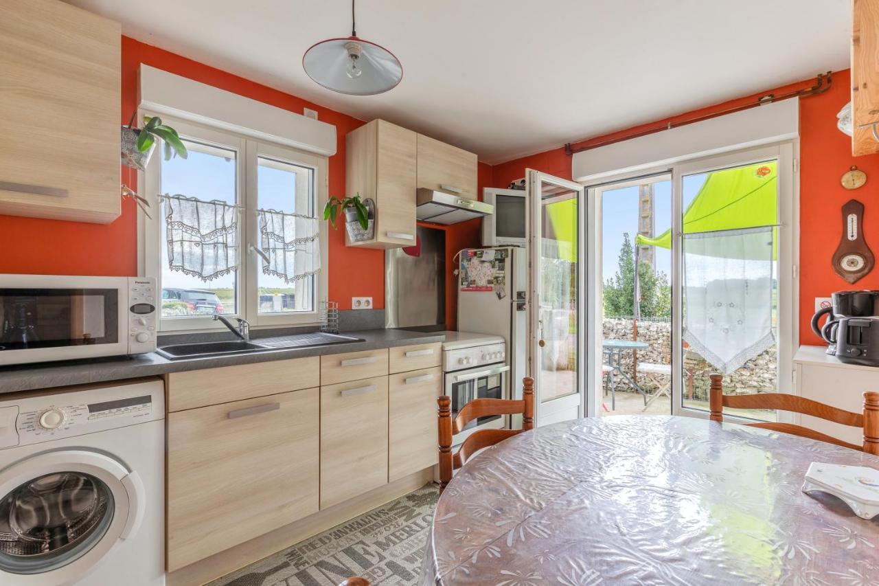 Appartement Accueillant A Mortagne Sur Gironde 45 M² Terrasse エクステリア 写真